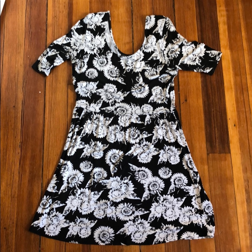 Floral dress- Cotton On M